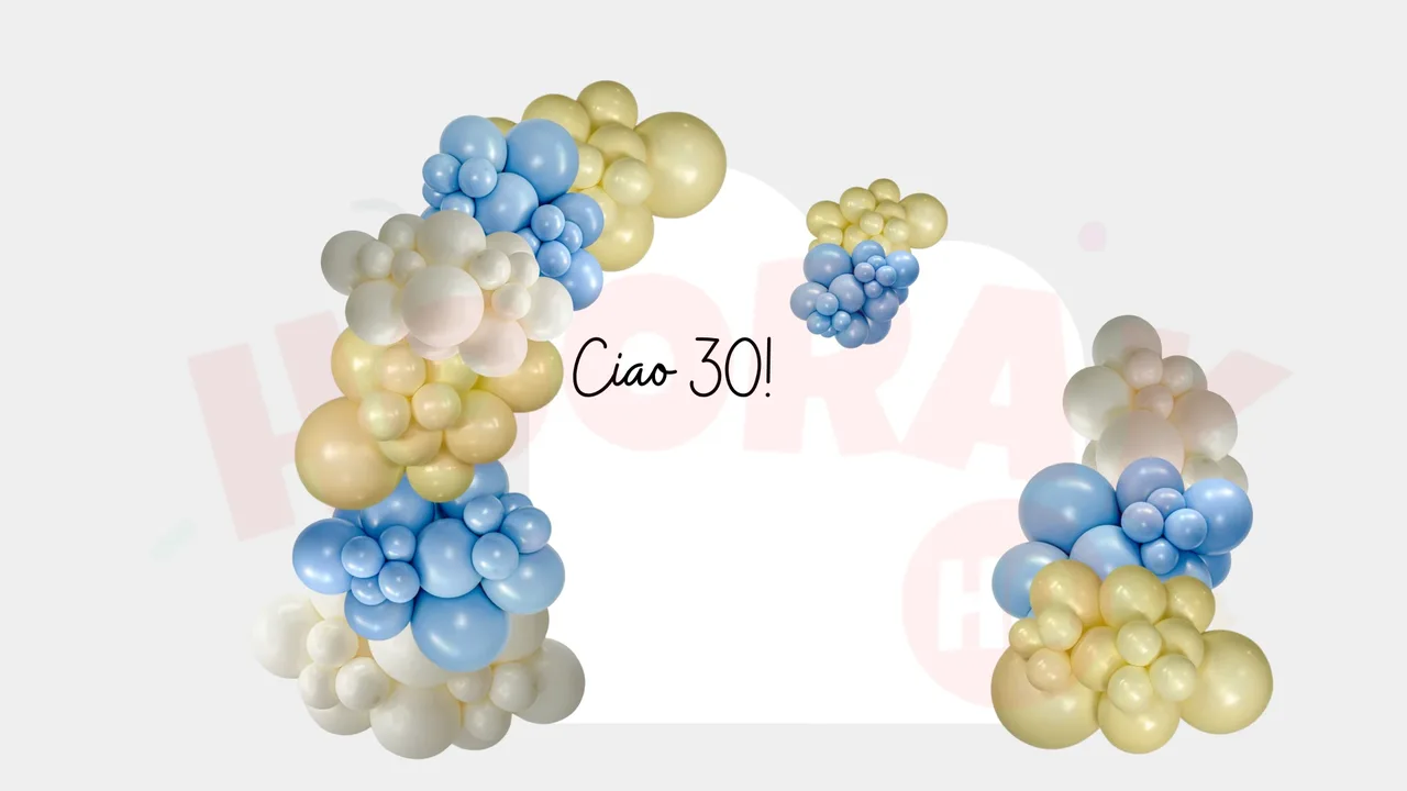 Package Two arch in blue and cream with a Ciao 30 decal